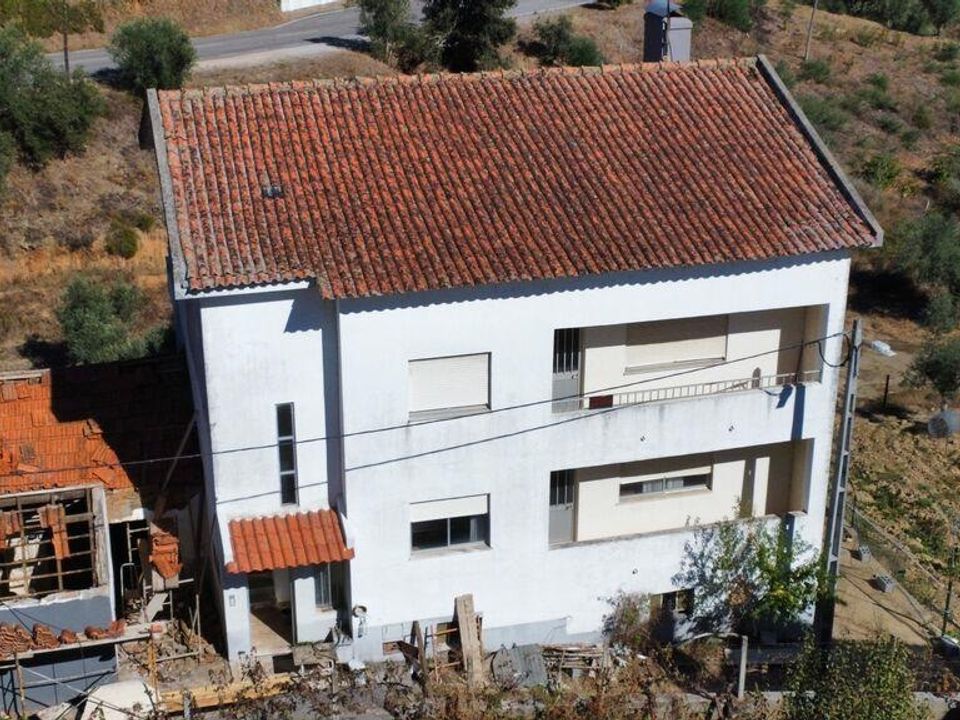 Dorpshuis in Proenca-a-Nova, Castelo Branco - foto 1