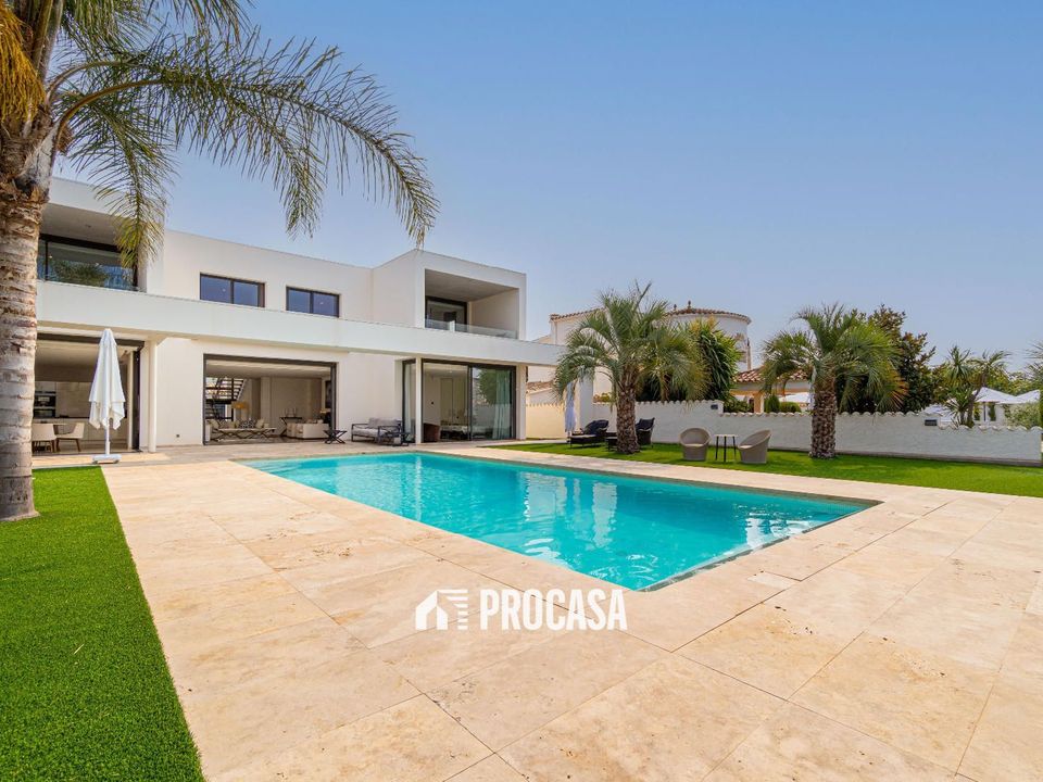 Villa i Empuriabrava, Gerona - foto 3