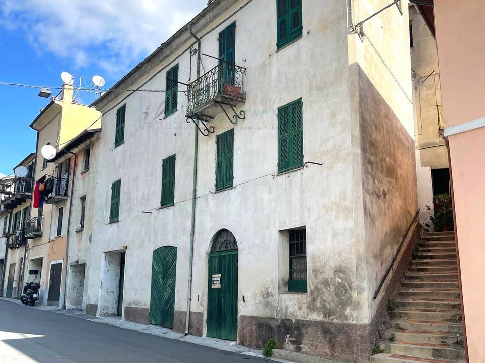 Landejendom i Pieve di Teco, Imperia - foto 1