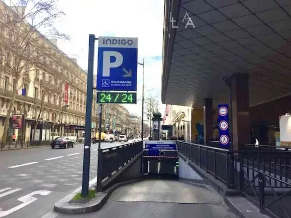 Espai d'estacionament a Paris, Paris - foto 2