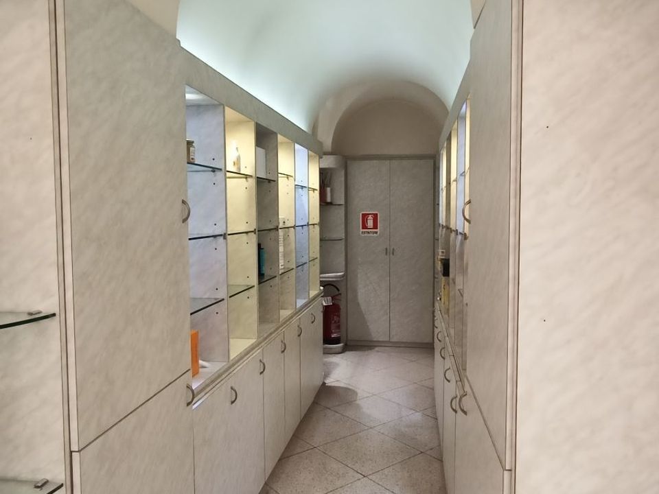 Erhvervsejendom i Sanremo, Imperia - foto 3