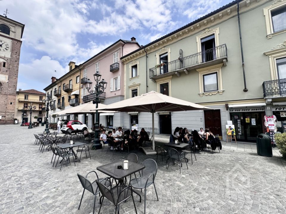 Erhvervsejendom i Chivasso, Turin - foto 1