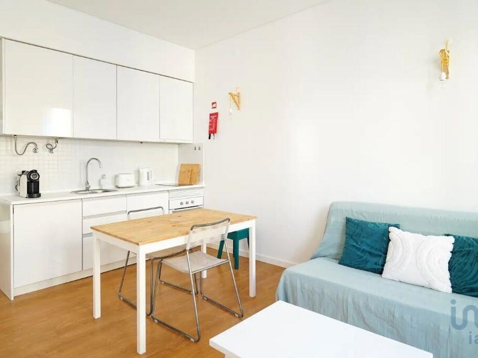 Commercial property in Setubal, Setubal - photo 2