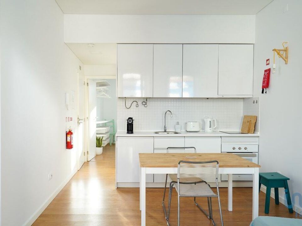 Commercial property in Setubal, Setubal - photo 3