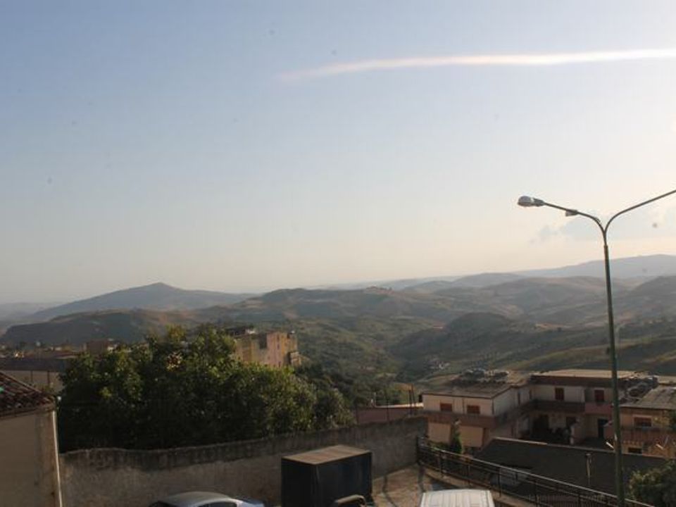 Casa de pueblo en Cianciana, Agrigento - foto 1