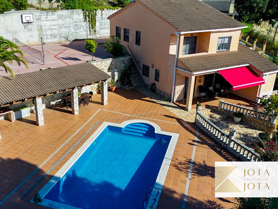 Villa i Vidreres, Gerona - foto 2