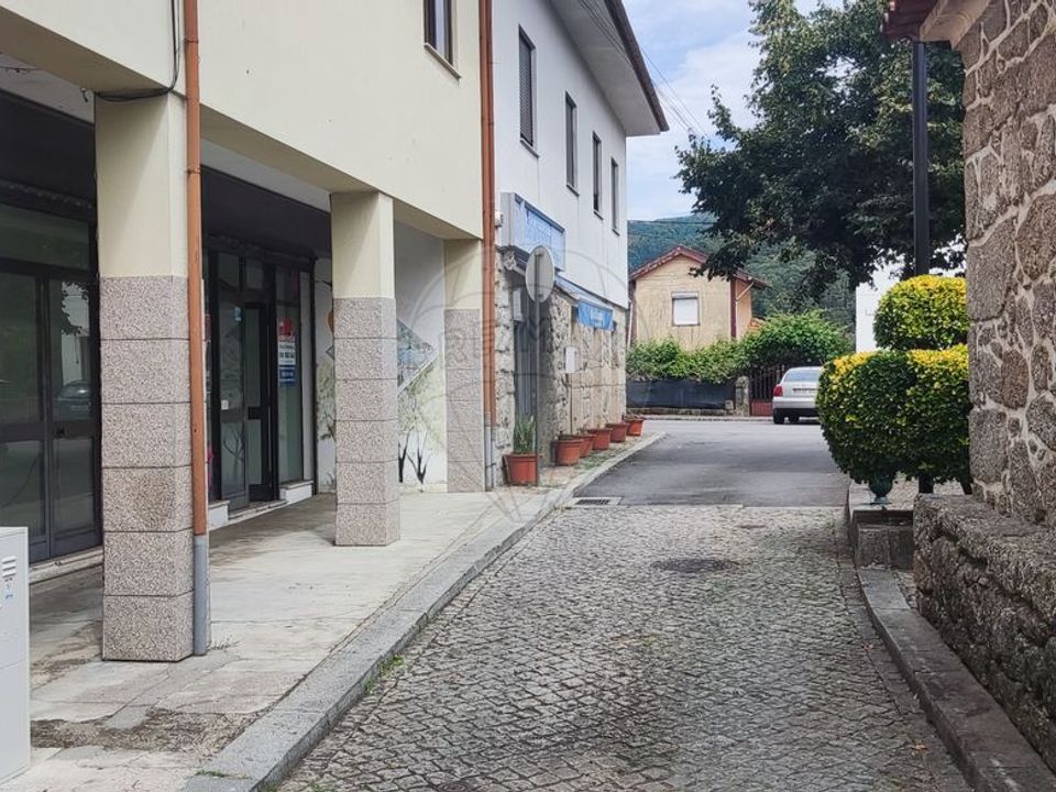 Erhvervsejendom i Terras de Bouro, Braga - foto 4