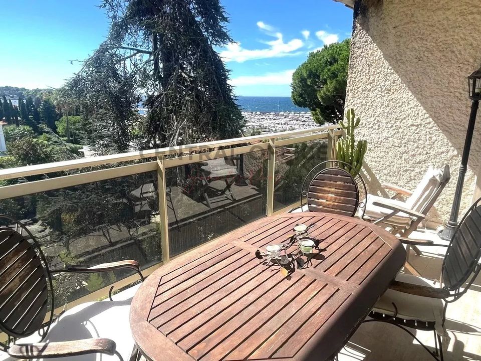Lejlighed i Juan-les-Pins, Alpes-Maritimes - foto 1