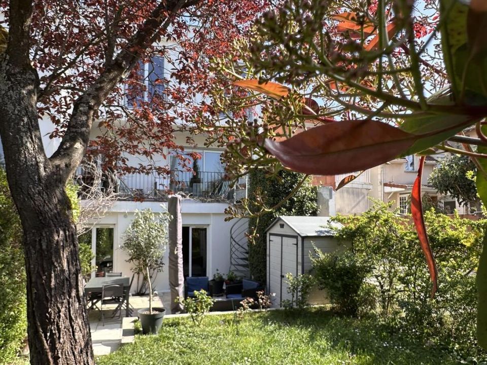 Villa i Nanterre, Hauts-de-Seine - bilde 1