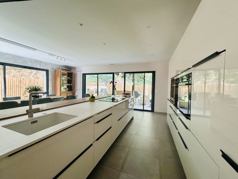 Villa i Arles-sur-Tech, Pyrenees-Orientales - foto 3