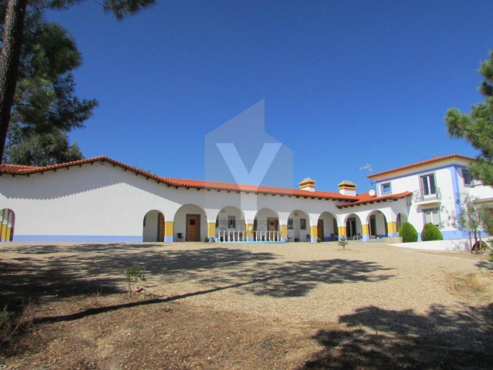 Erhvervsejendom i Almeirim, Santarem - foto 2