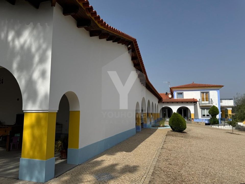 Erhvervsejendom i Almeirim, Santarem - foto 4