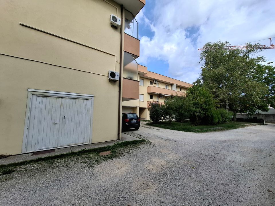 Garage i Rovigo, Rovigo - foto 2