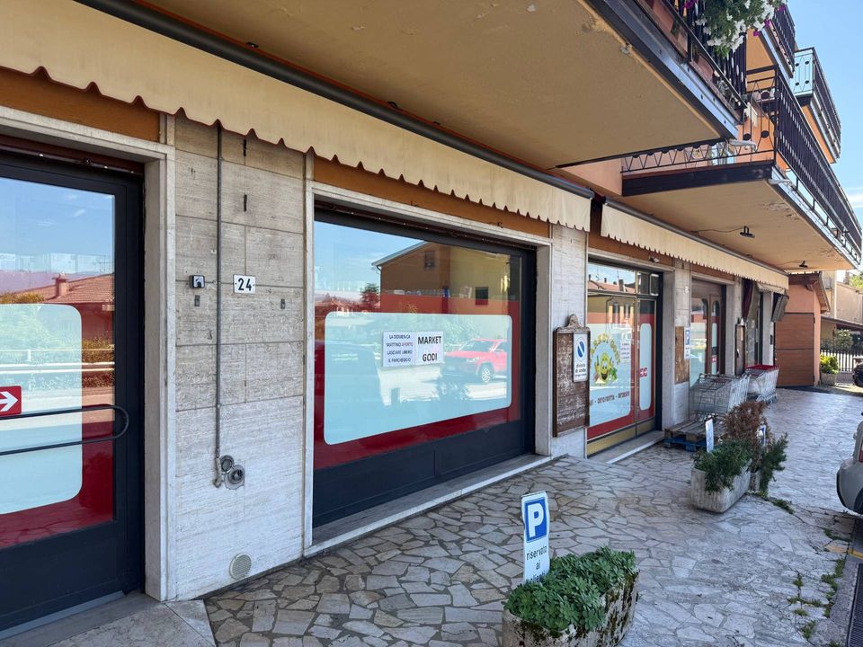 Erhvervsejendom i Cerro Veronese, Verona - foto 2
