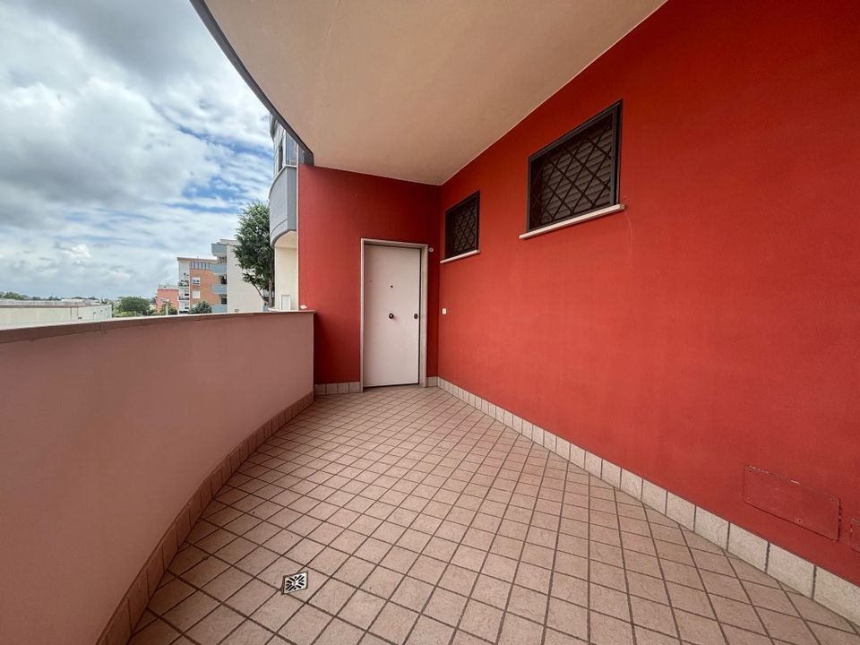 Erhvervsejendom i Nettuno, Rome - foto 2