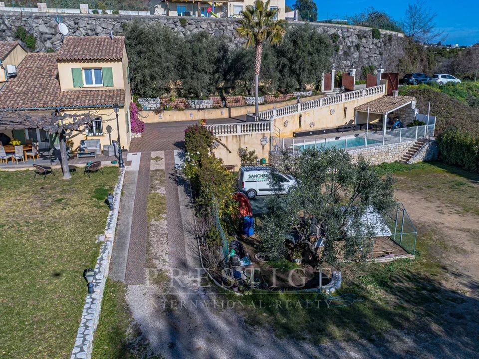 Villa i Cagnes-sur-Mer, Alpes-Maritimes - foto 3