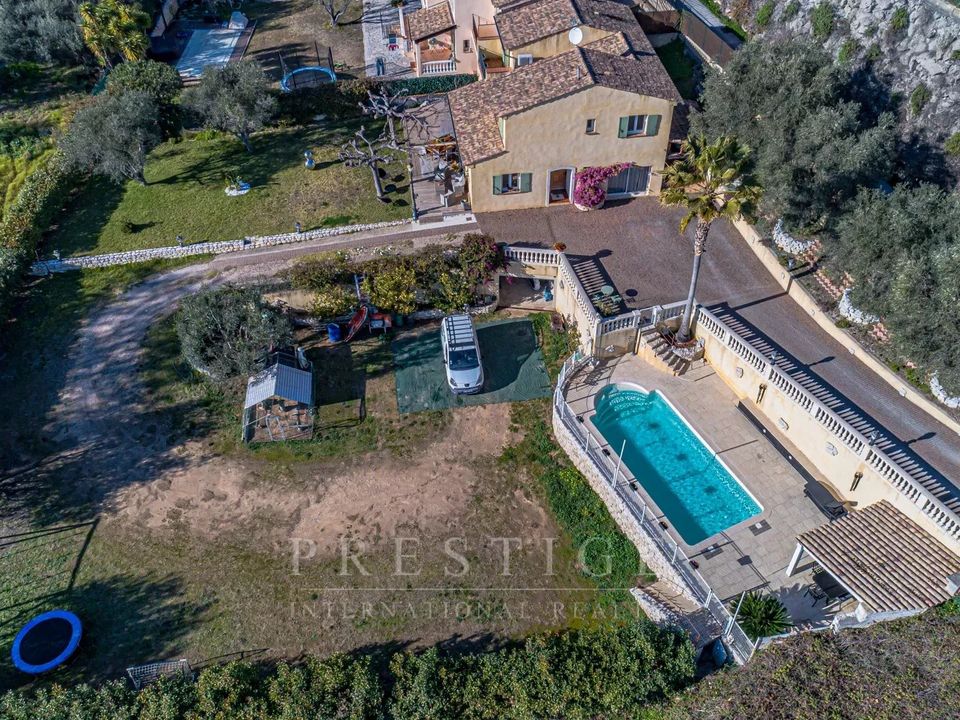 Villa i Cagnes-sur-Mer, Alpes-Maritimes - foto 4