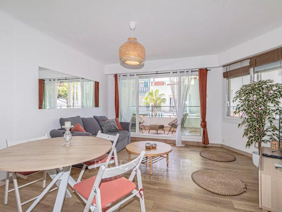 Lejlighed i Juan-les-Pins, Alpes-Maritimes - foto 2