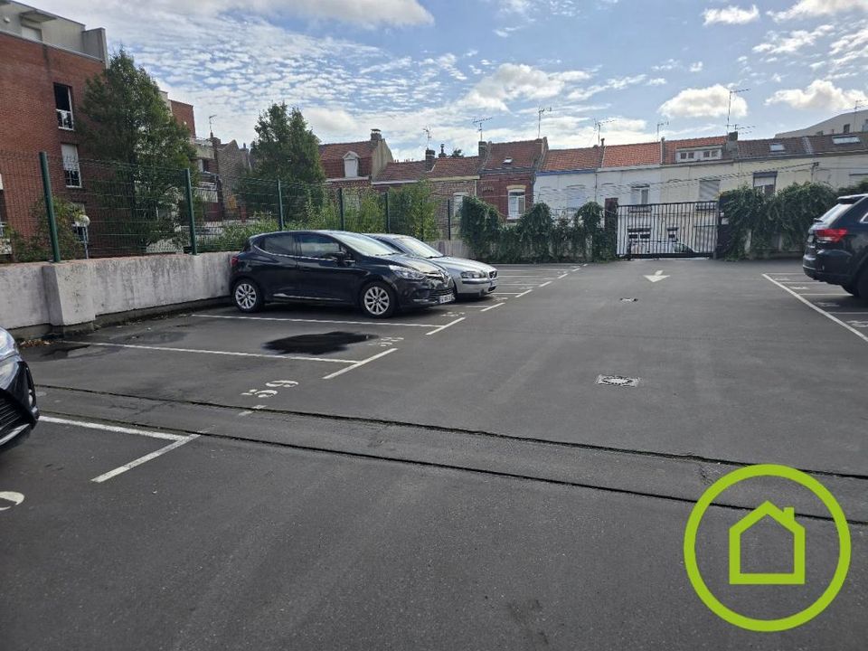 Parkeringsplads i Lille, Nord - foto 1
