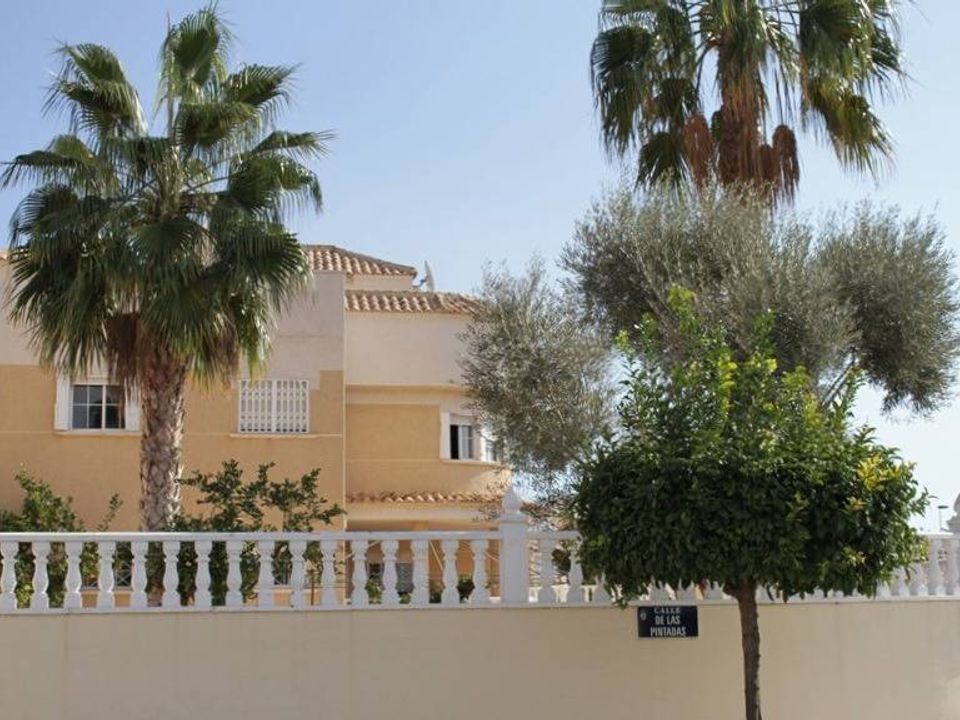 Villa i Torrevieja, Alicante - foto 1