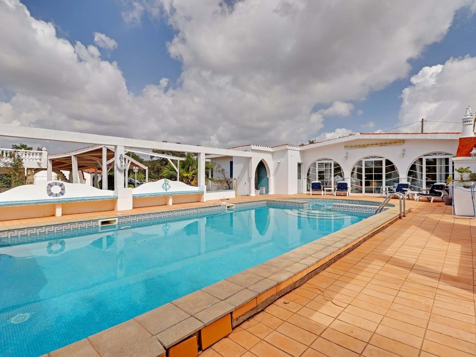 Villa i Santa Barbara de Nexe, Faro - foto 1