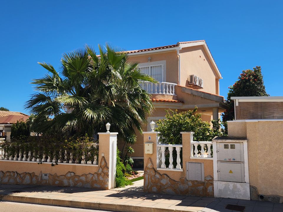 Villa i Pinar De Campoverde, Alicante - foto 1