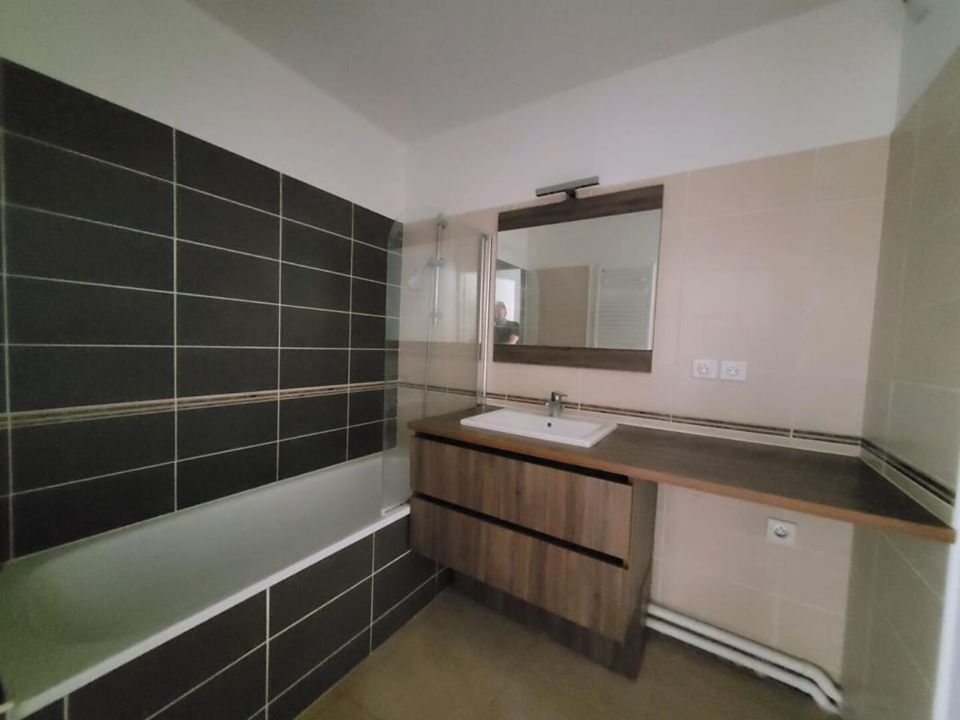 Apartamento en Juvignac, Herault - foto 5