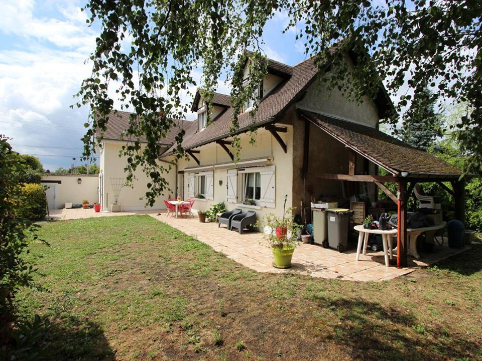 Villa i Saint-Jean-le-Blanc, Loiret - foto 1
