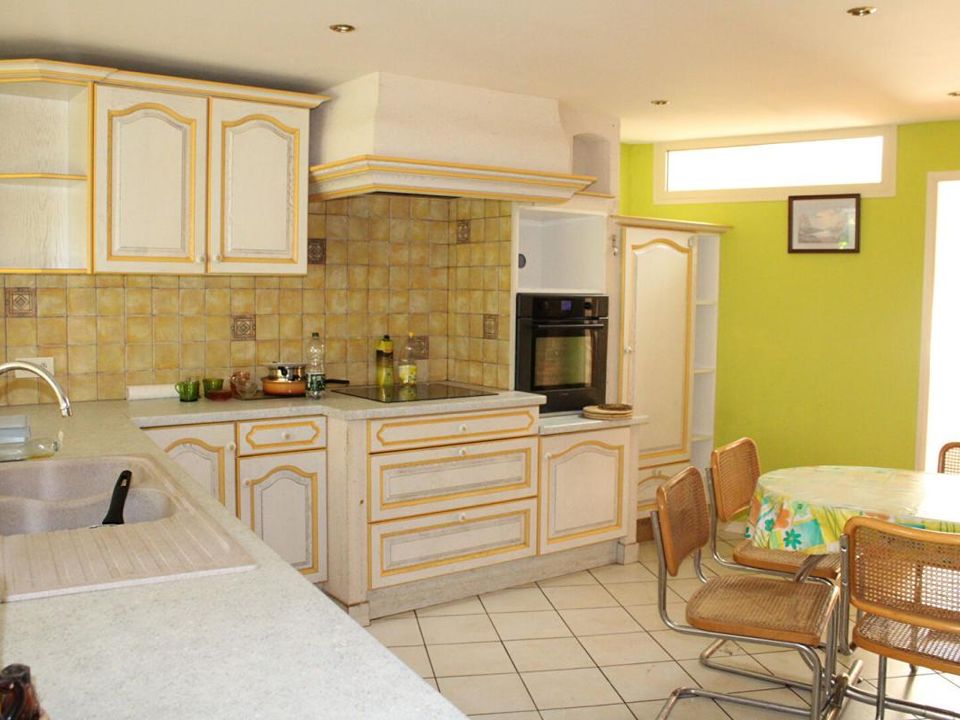 Villa i Saint-Etienne-de-Lugdares, Ardeche - bilde 3