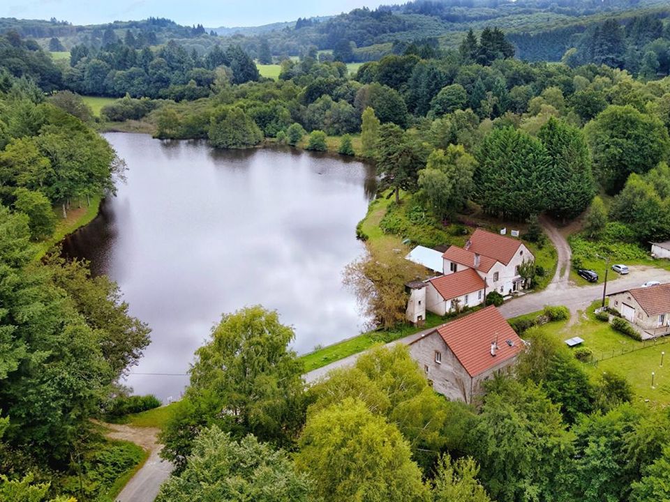 Erhvervsejendom i Tulle, Correze - foto 1