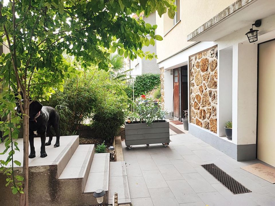 Villa i Noisy-le-Sec, Seine-Saint-Denis - foto 1