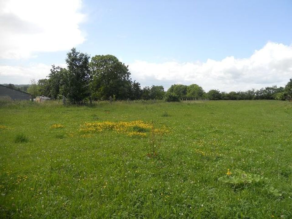 Helårsgrund i Saint-Quentin, Aisne - foto 2