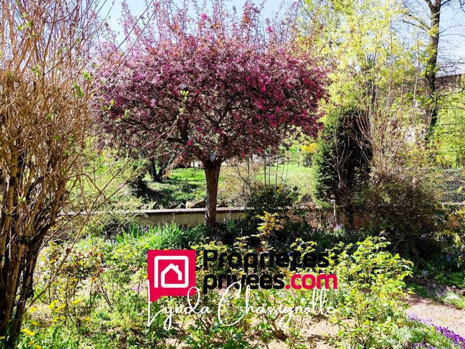 Landsbyhus i Saint-Victor-sur-Rhins, Loire - foto 3