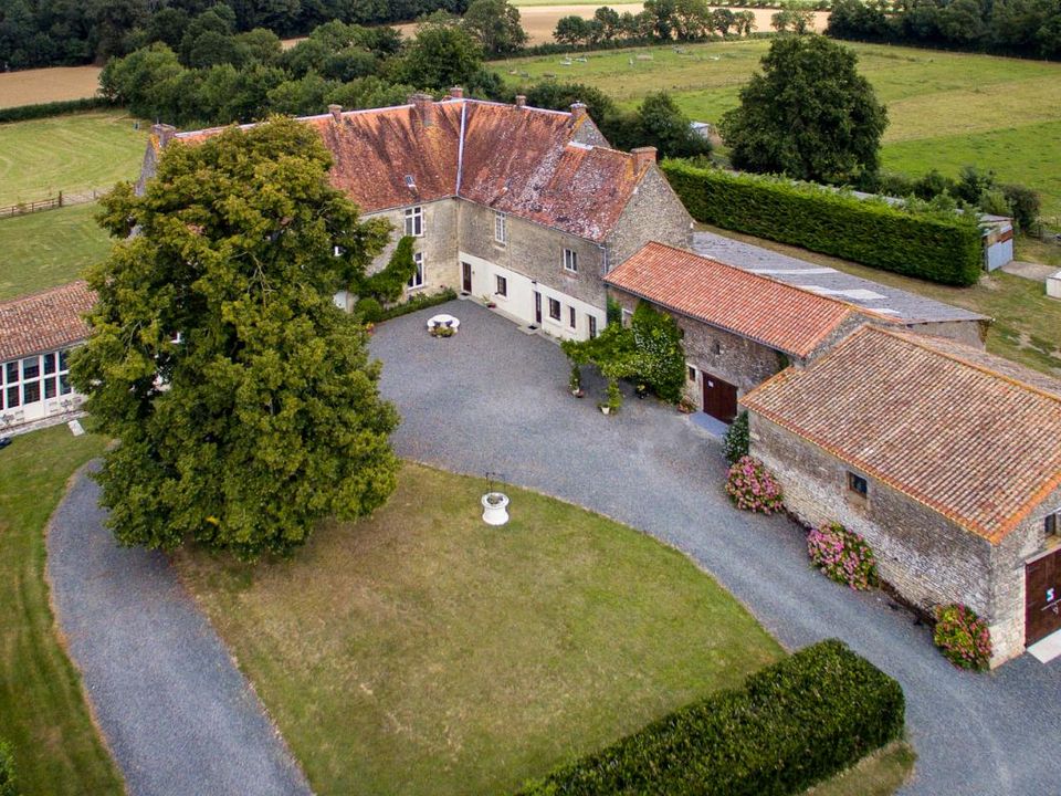 Villa i Saint-Hilaire-des-Loges, Vendee - foto 1