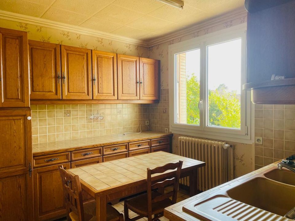 Villa in Châteauneuf-en-Thymerais, Eure-et-Loir - photo 2