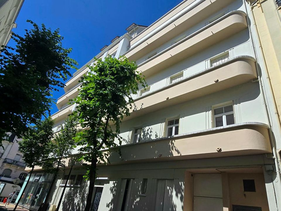 Apartamento en Vichy, Allier - foto 1