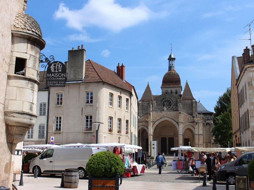 Erhvervsejendom i Beaune, Cote-d'Or - foto 3