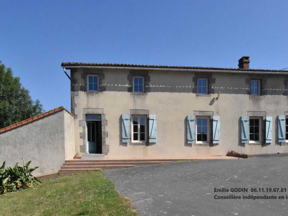 Villa i Mauleon, Deux-Sevres - foto 1