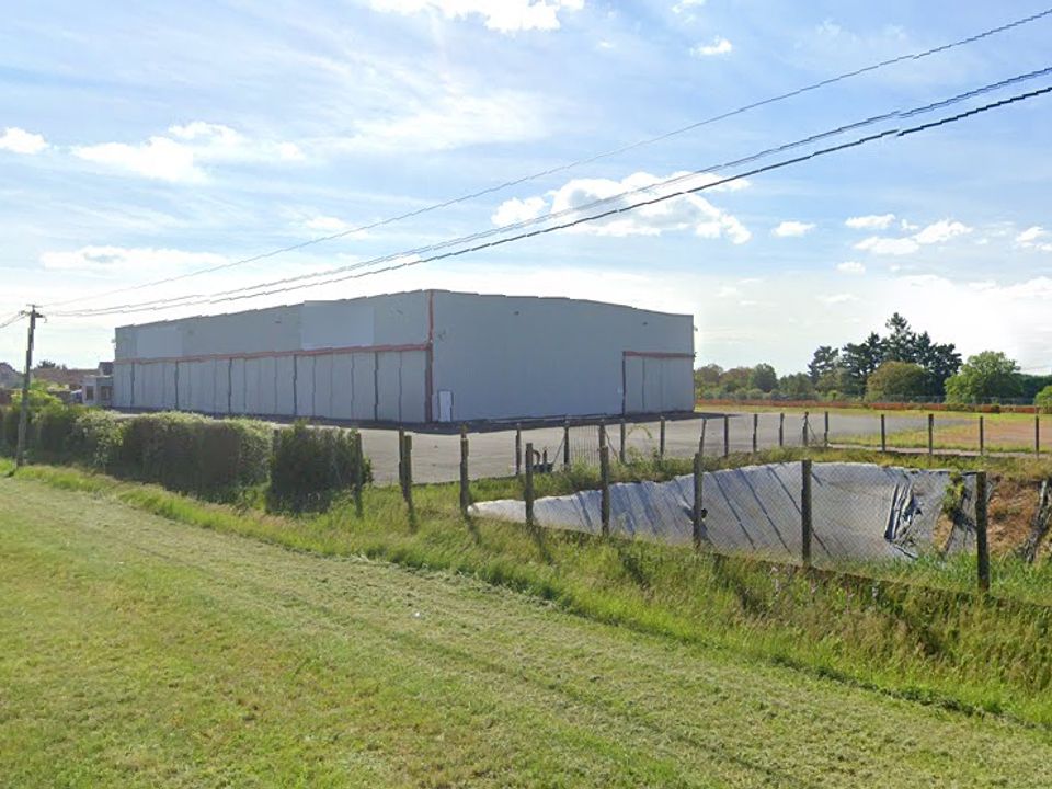 Parkeringsplass i Lailly-en-Val, Loiret - bilde 1
