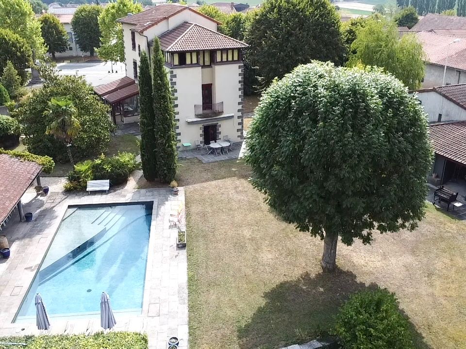 Villa i Varennes-sur-Morge, Puy-de-Dome - foto 1