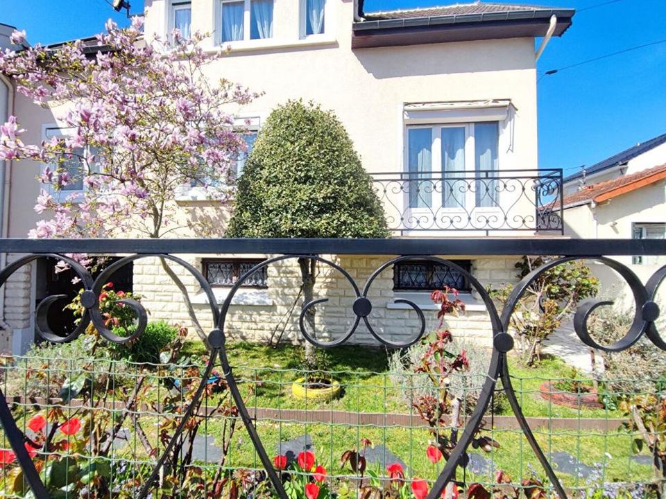 Villa i Romainville, Seine-Saint-Denis - foto 2