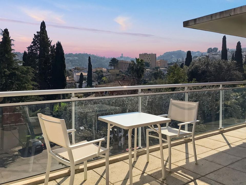 Lejlighed i Vallauris, Alpes-Maritimes - foto 1