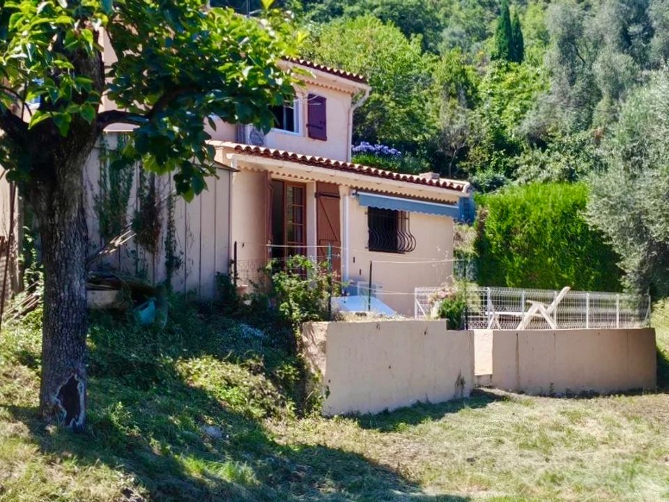 Lejlighed i Tourrette-Levens, Alpes-Maritimes - foto 1