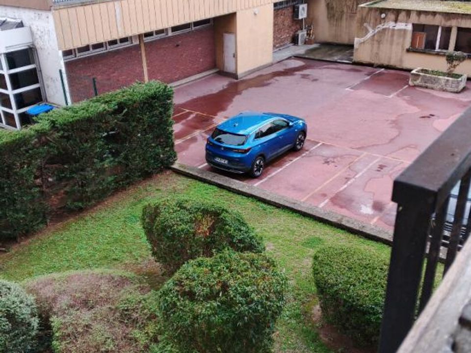 Parkeringsplads i Livry-Gargan, Seine-Saint-Denis - foto 1