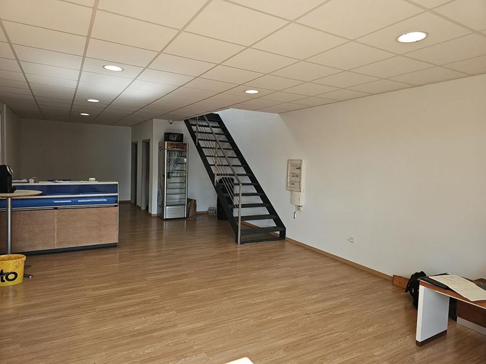 Erhvervsejendom i Saint-Avold, Moselle - foto 5