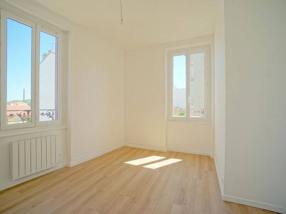 Lejlighed i Saint-Fons, Rhone - foto 2