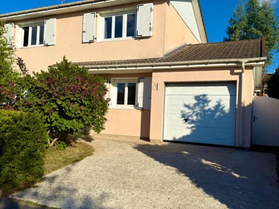 Villa i Saint-Germain-les-Corbeil, Essonne - foto 1