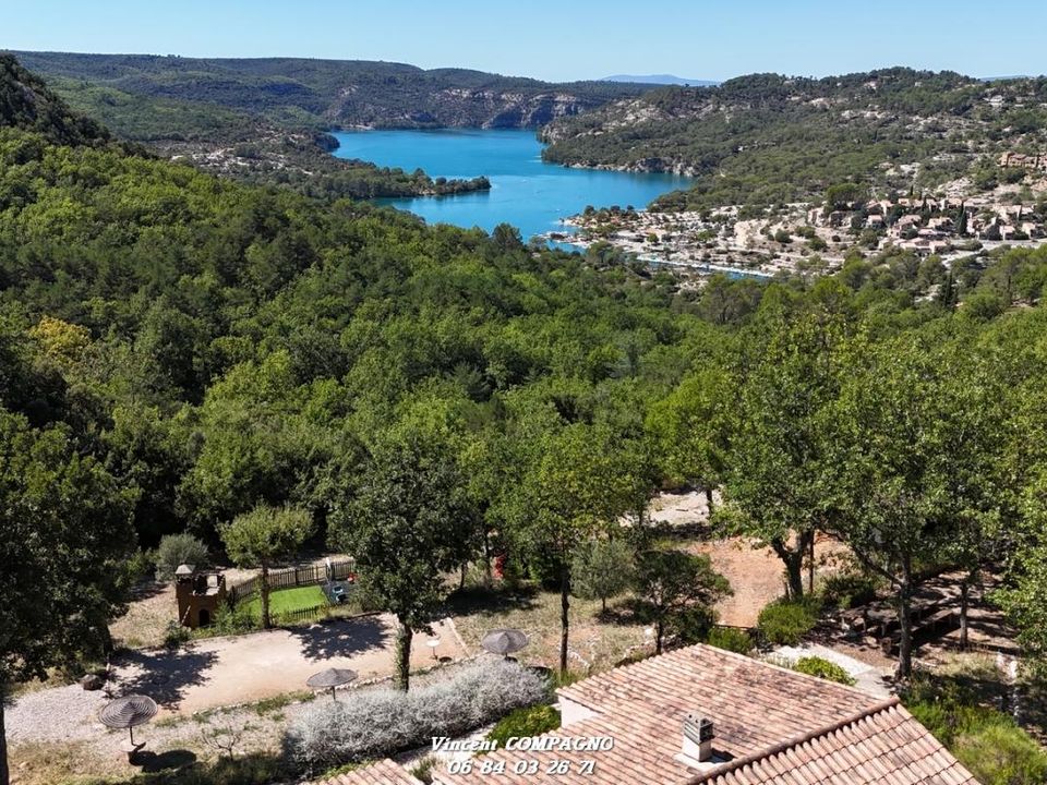 Villa i Esparron-de-Verdon, Alpes-de-Haute-Provence - foto 1