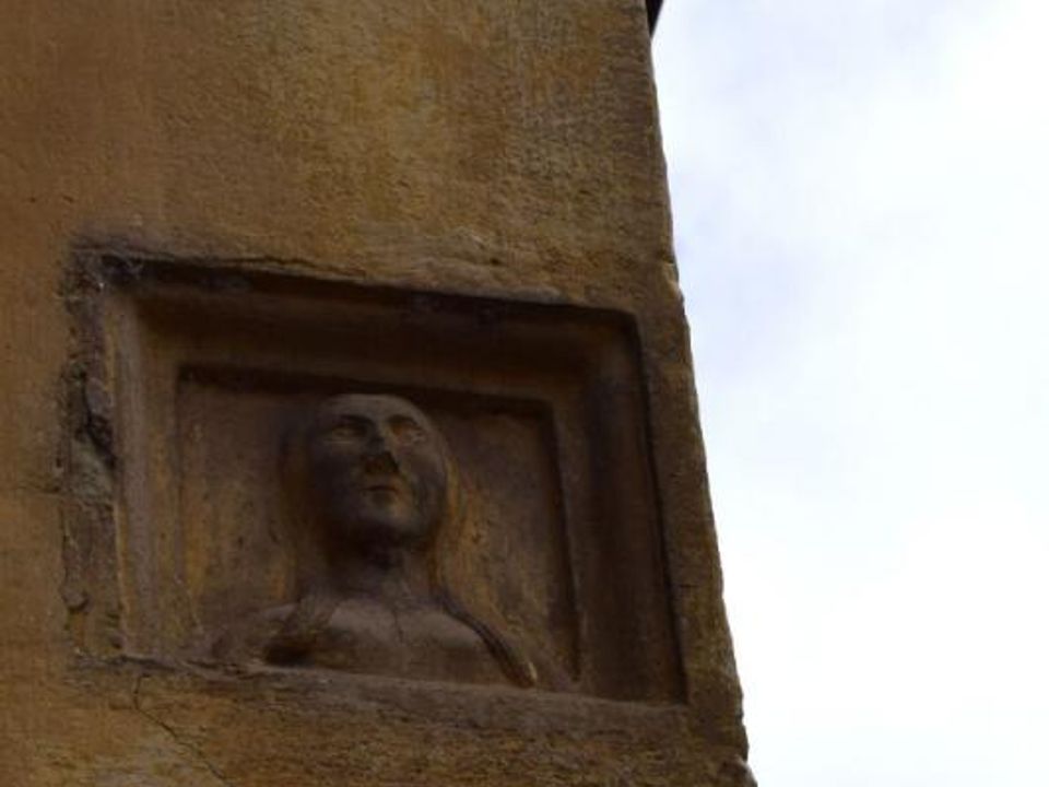 Erhvervsejendom i Vichy, Allier - foto 3