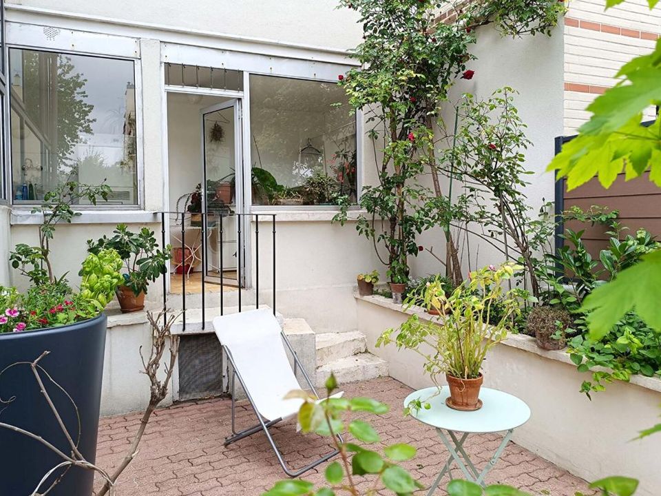 Villa i Romainville, Seine-Saint-Denis - foto 1